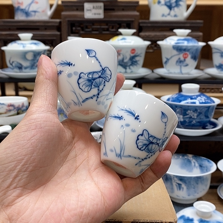 手绘2个装荷花主人杯75cc釉下彩微瑕福利款