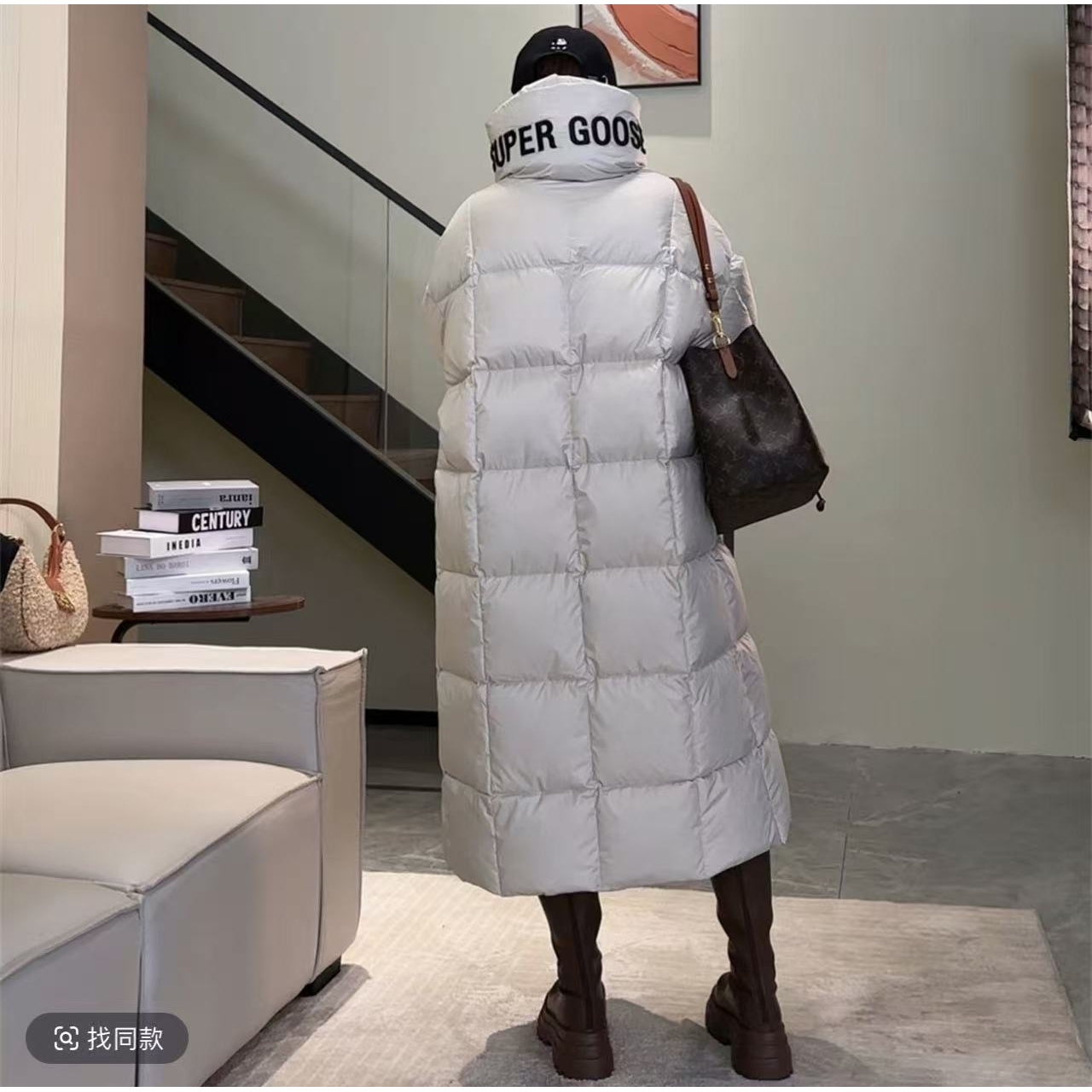 中长过膝字母刺绣羽绒服ODSFS8212