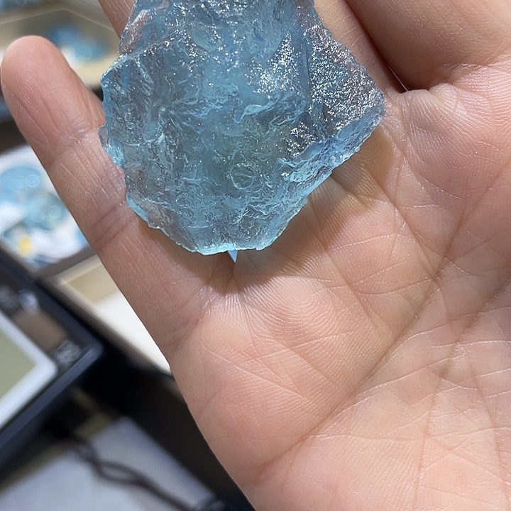 多***记非金属无海蓝原矿标吊坠