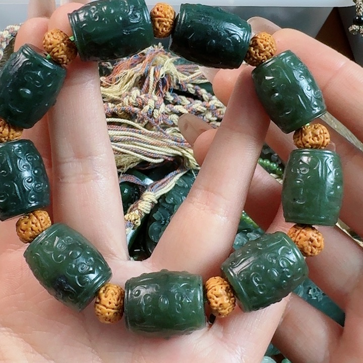 和田玉把件未镶嵌