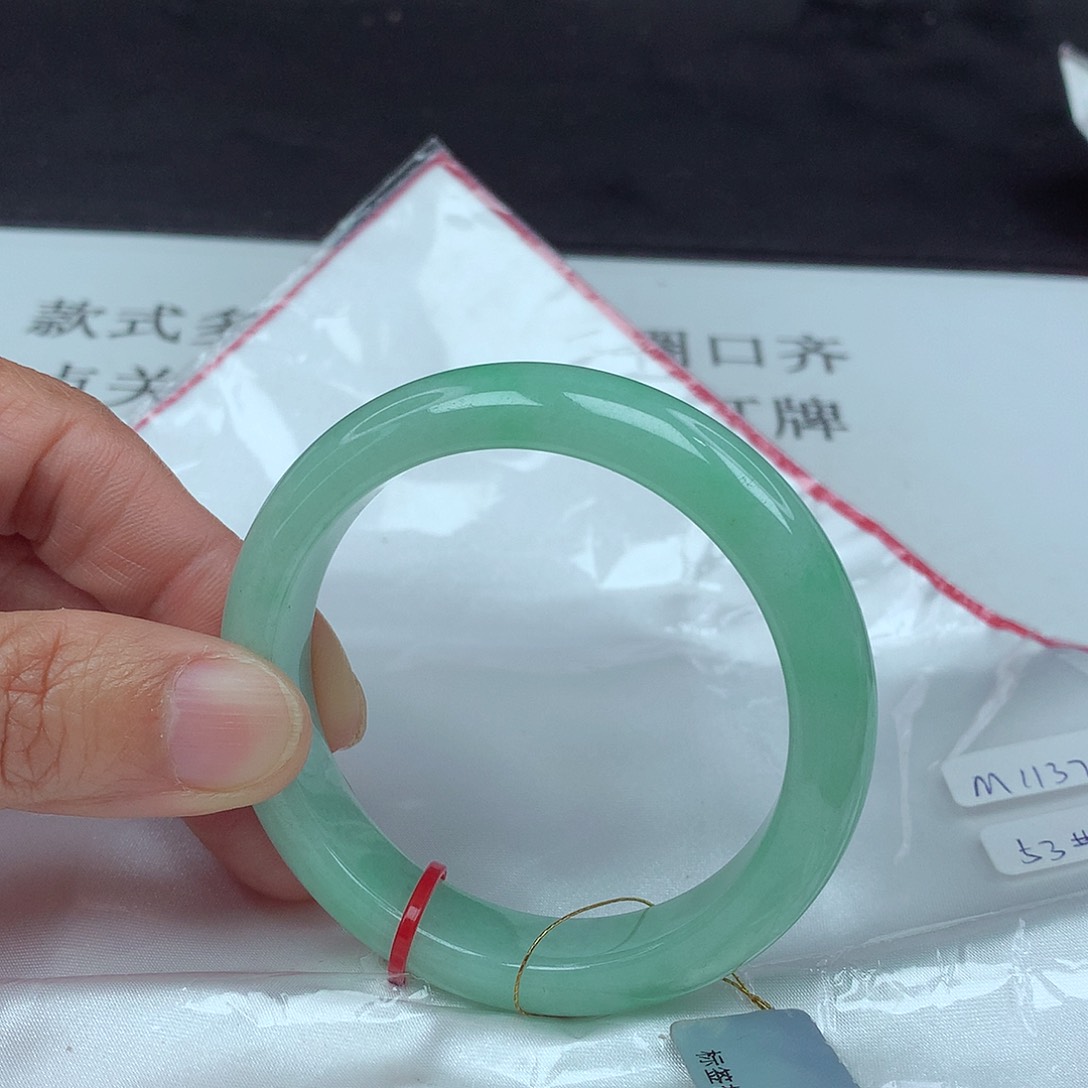 翡翠手镯未镶嵌53圈3734