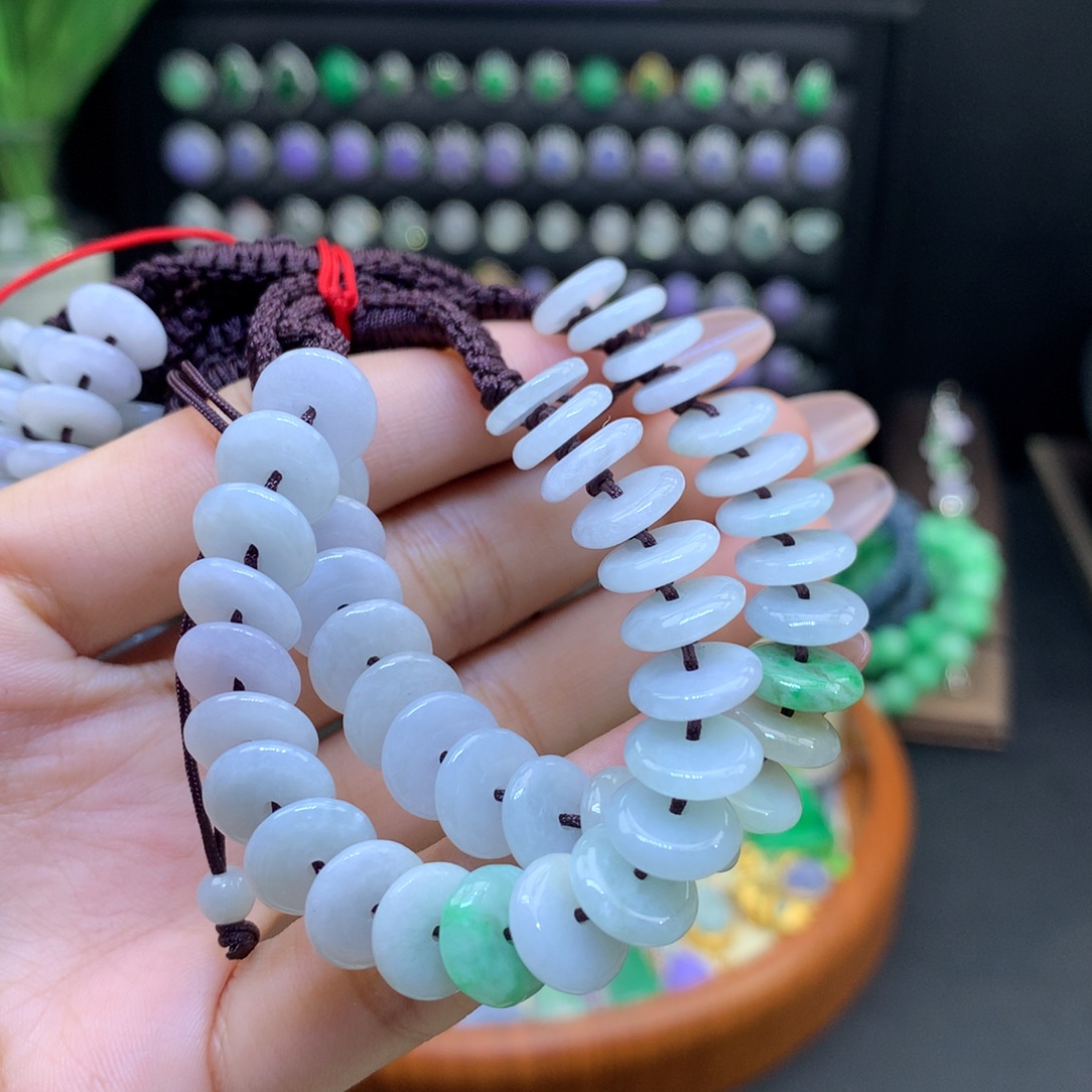 翡翠未镶嵌颈饰天然