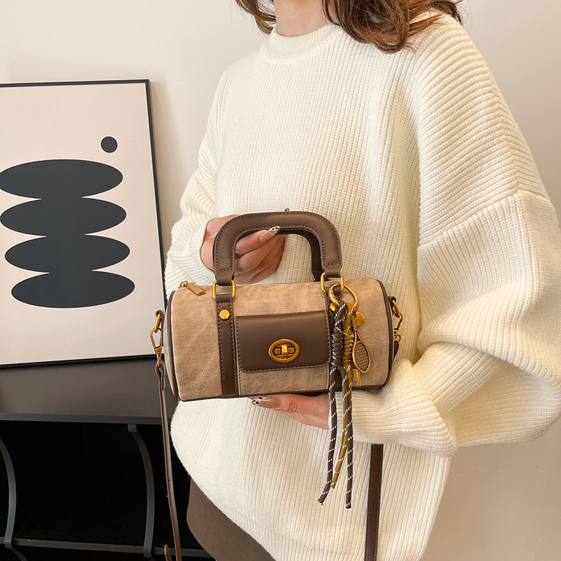 复古枕头包爆款小众百搭洋气手提小包包高级感配色单肩挎包斜跨包