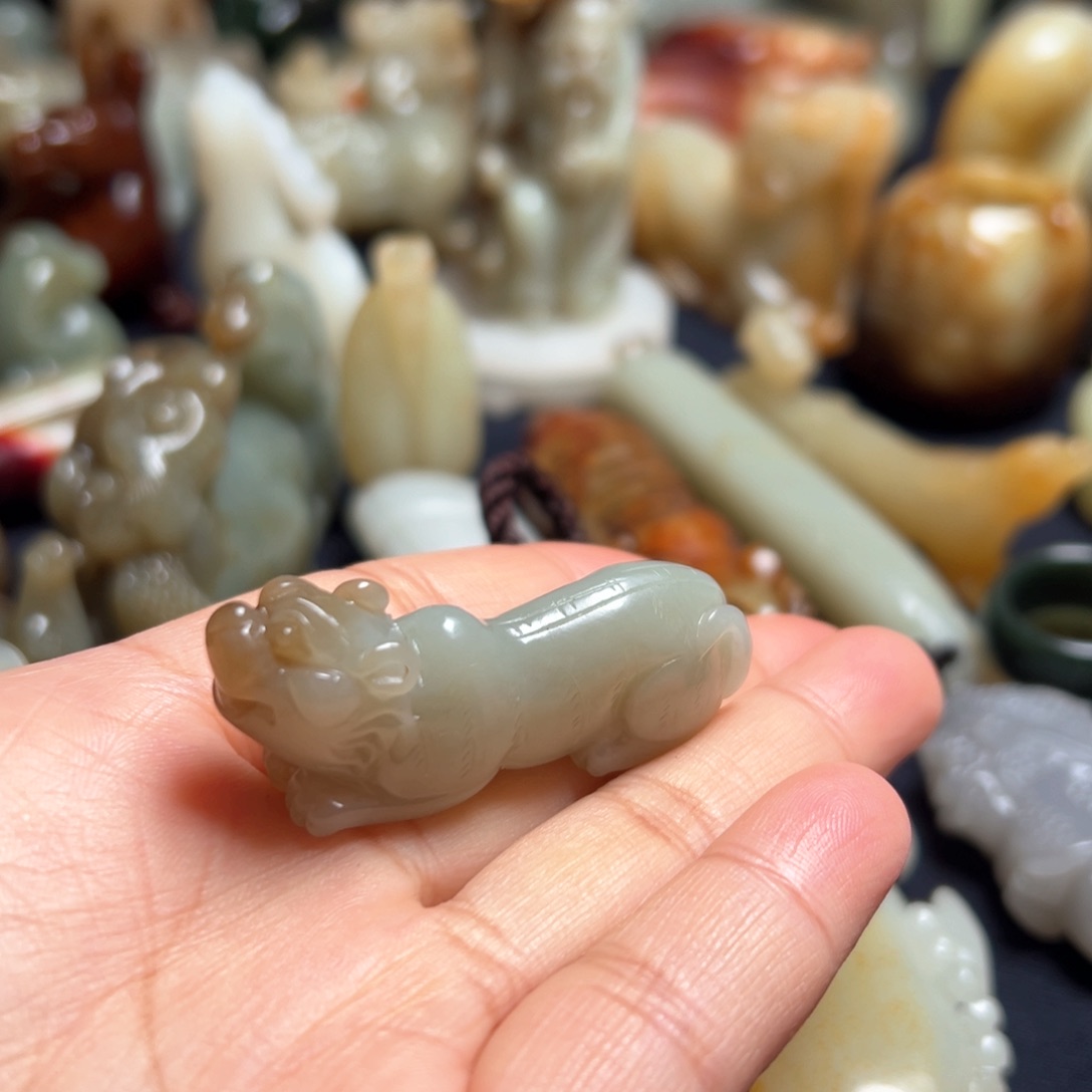 和田玉颈饰未镶嵌挪**林