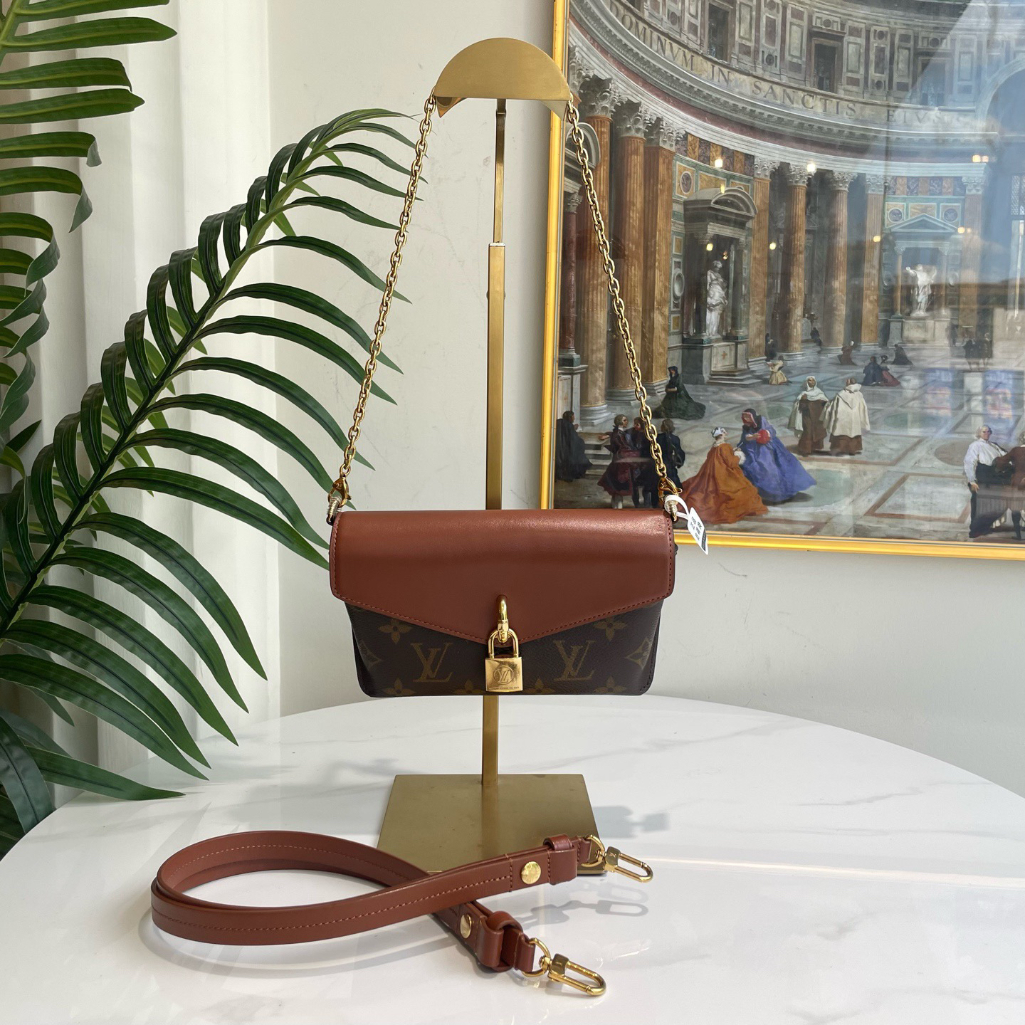 95新 LouisVuitton/路易威登 多宝二奢/01347/锁头包双链条 芯片