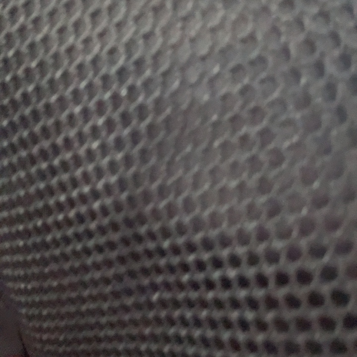 黑灰拼接运动包发一