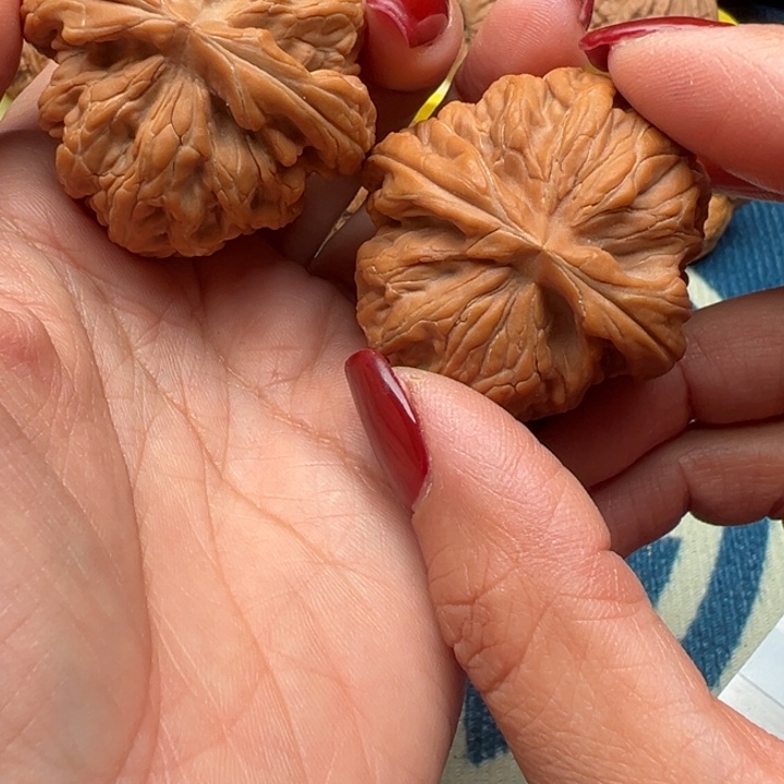 桃核吊坠文玩红锦鲤43