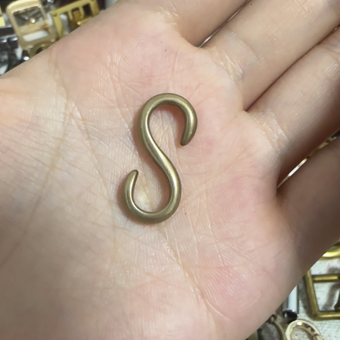 黄铜10元4个.满30元发货