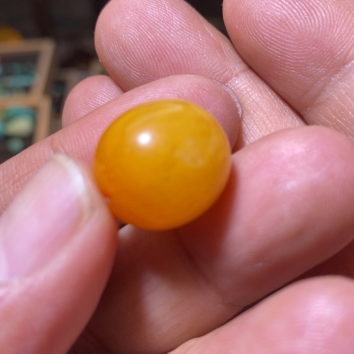 蜜蜡裸石未镶嵌配饰