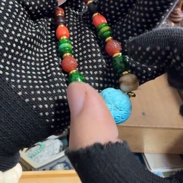 砖雕瓷器工艺品摆件等