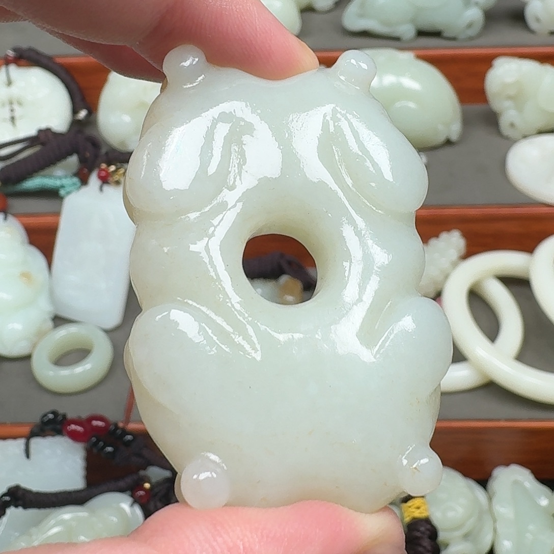 和田玉未镶嵌挂件