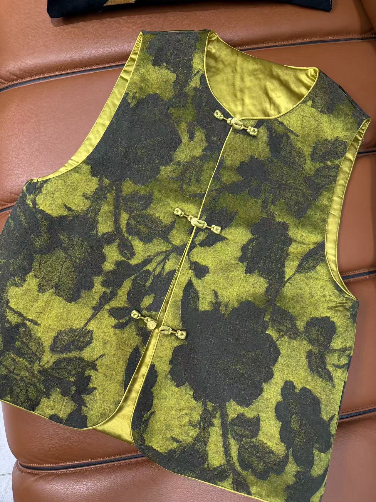 欧漫家【春玉满堂】定制国风夹棉盘扣马甲