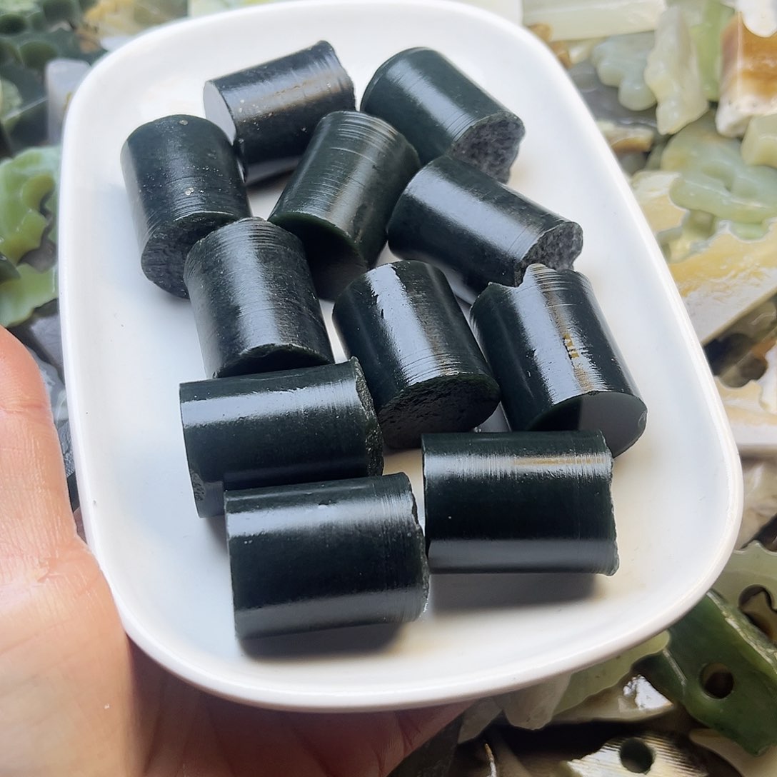 未镶嵌和田玉珠宝奇石
