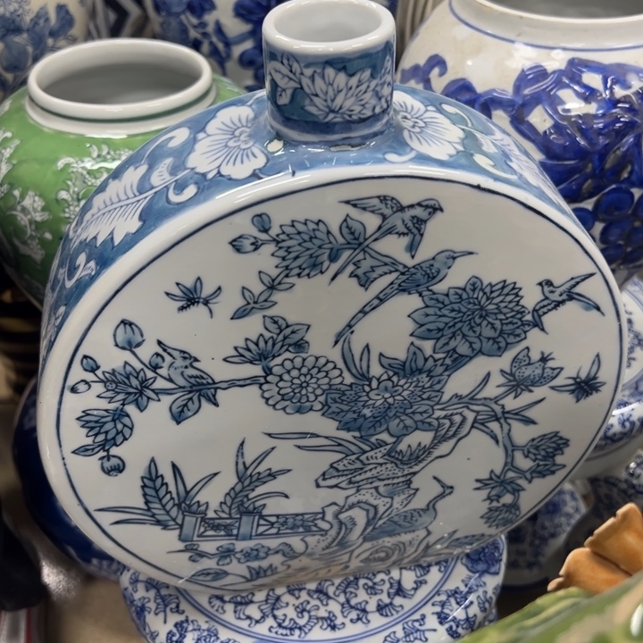 瓷片微瑕。。。。。。。。。。。