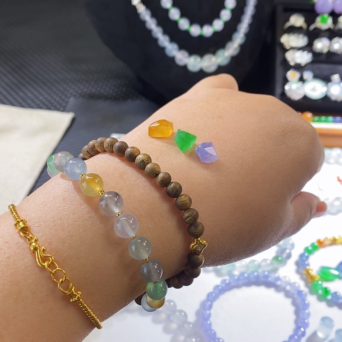 翡翠把件未镶嵌蓝*汁随行买断