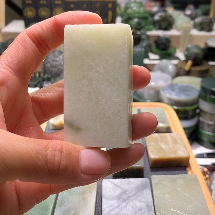 和田玉未镶嵌珠宝半成品