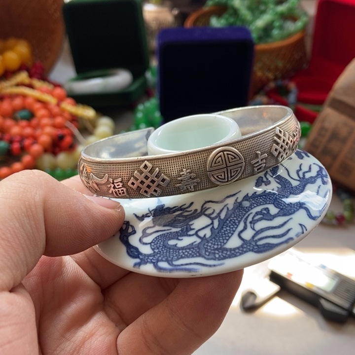 瓷片哈哈哈哈哈哈哈哈哈哈哈哈