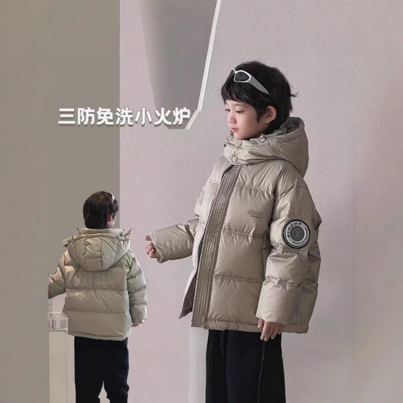 静鑫-哈乐图 2025年韩版儿童纯色保暖百搭连帽棉服男童上衣洋气潮