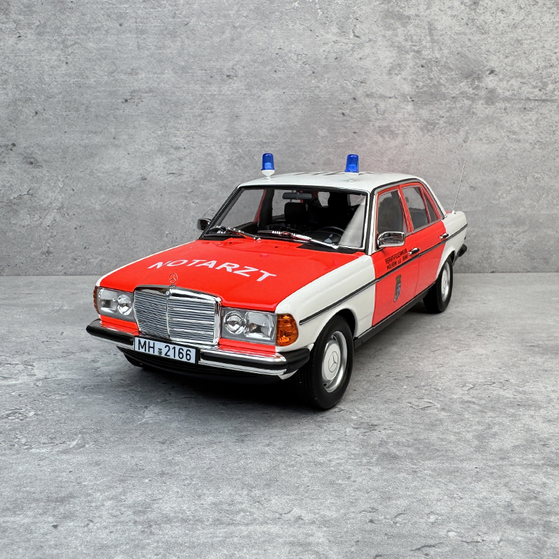 NOREV 诺威尔 奔驰 200 警车版 合金汽车模型1:18收藏