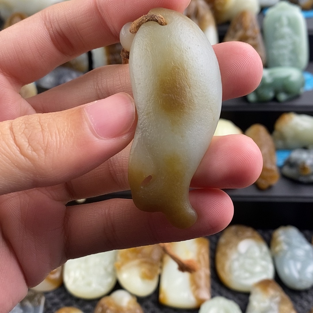 和田玉挂件未镶嵌