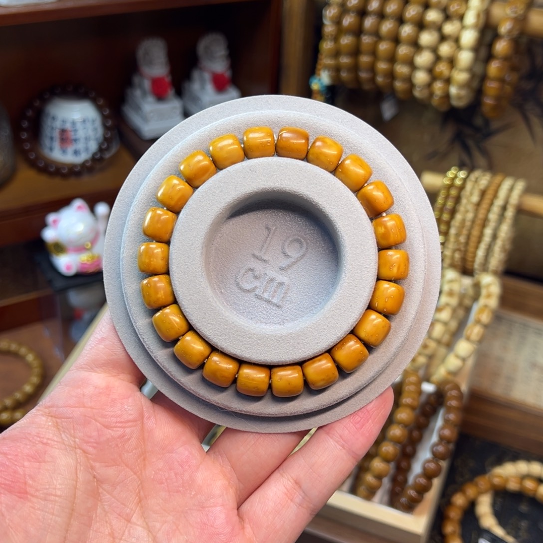 赵***排非金属紫金鼠9.7*8.9实心黄皮老型精品