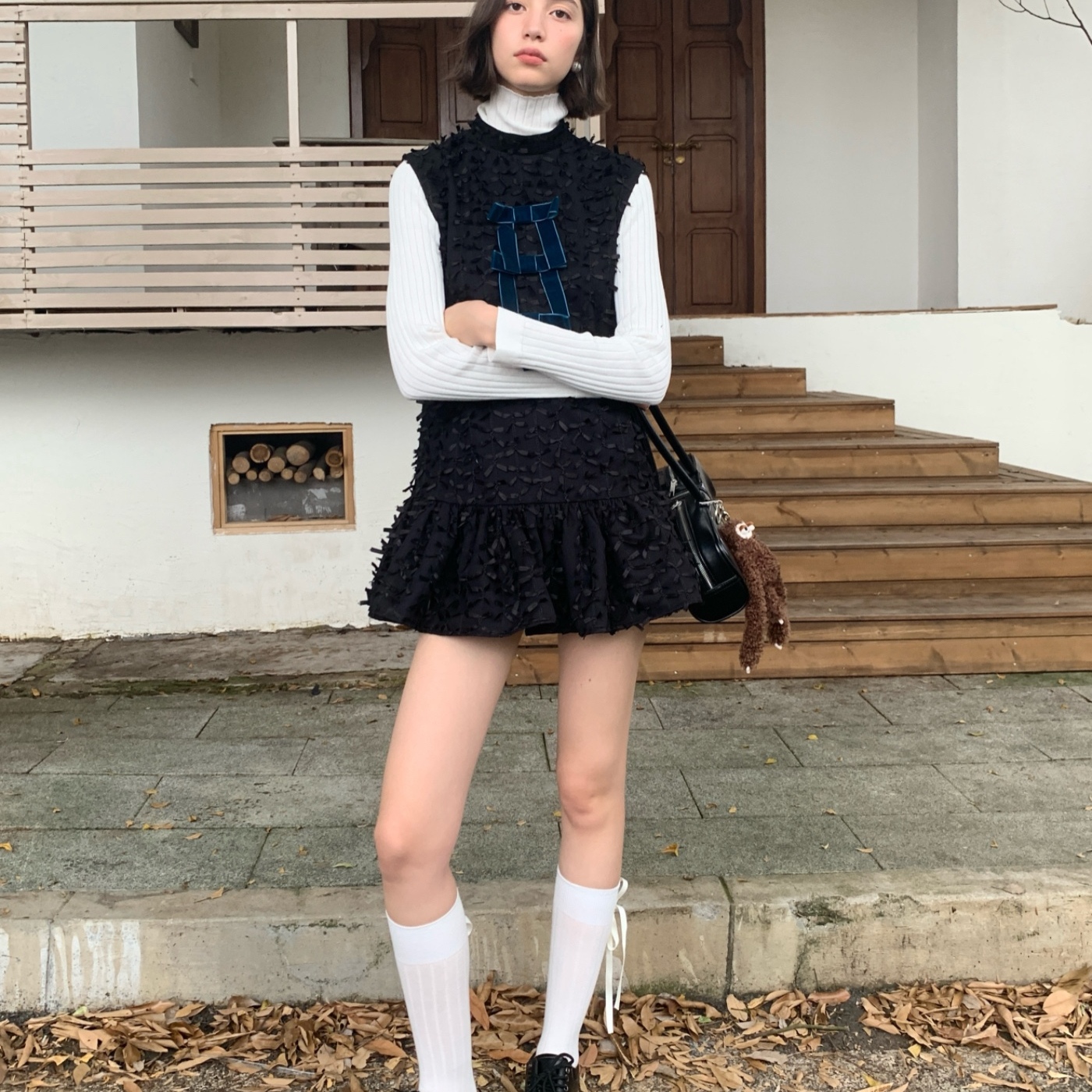 制造后花园*A Caramel Affair系列重工流苏植绒蝴蝶结立领背心裙