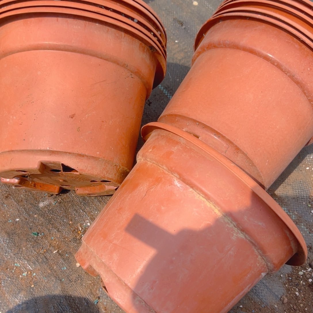 塑料红圆盆27.5口径 19.5高 5个