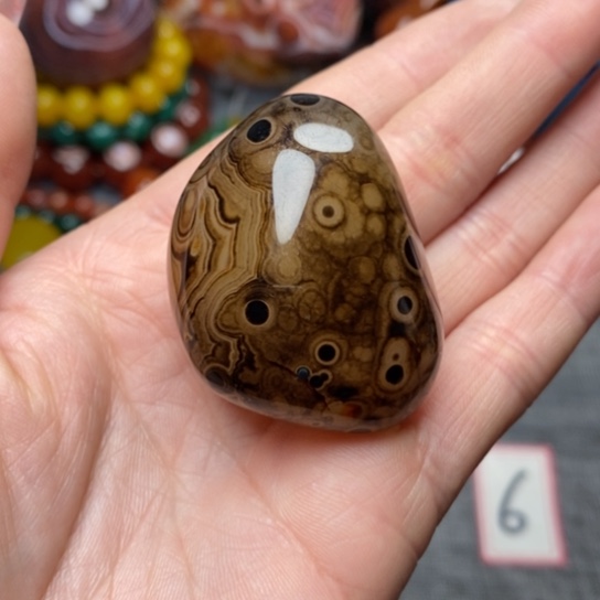 玛瑙/玉髓珠宝奇石未镶嵌路*通打孔不退不换