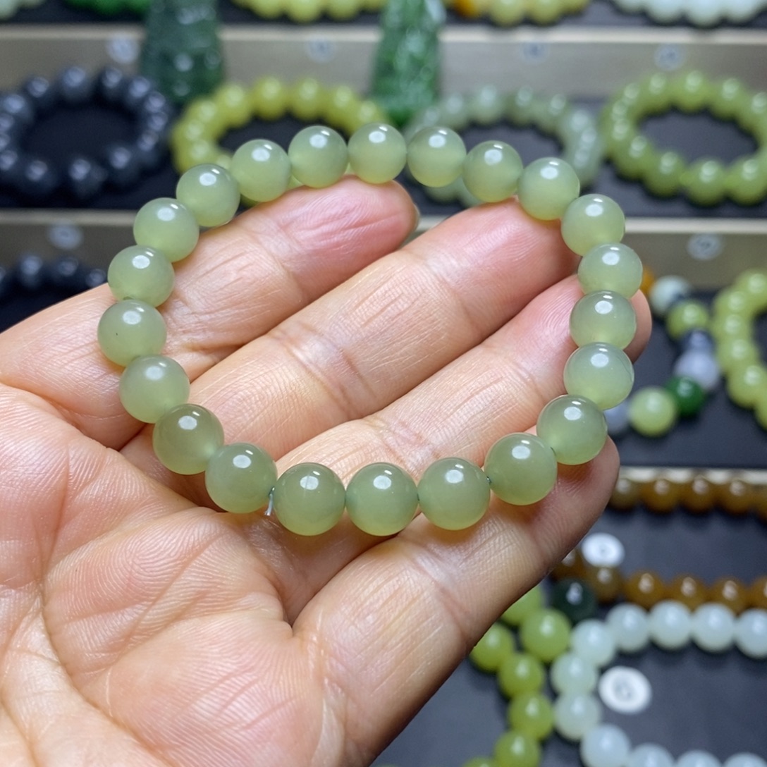 和田玉未镶嵌手串