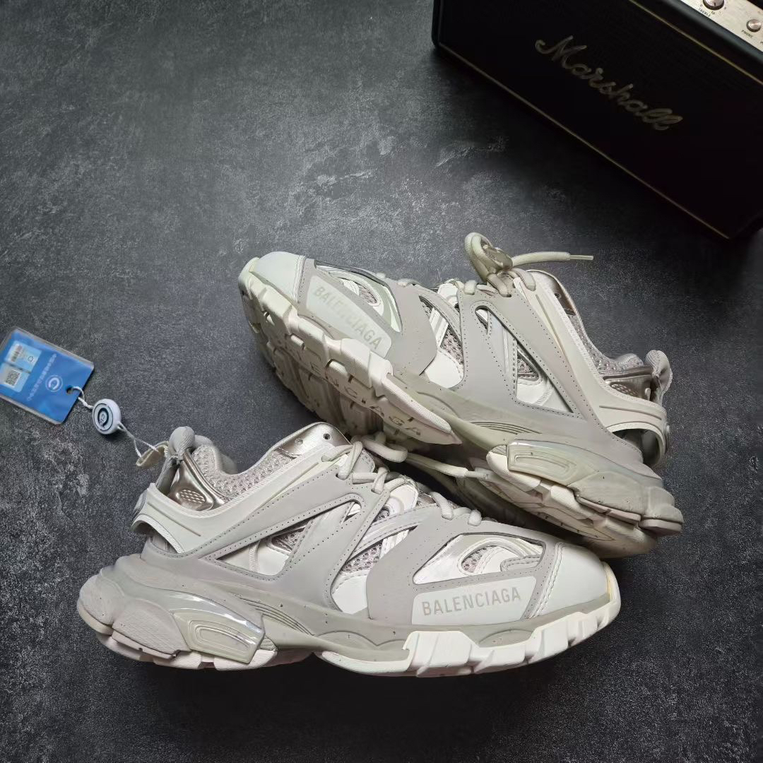 99新 Balenciaga/巴黎世家 TRACK 奶茶 37码 鞋