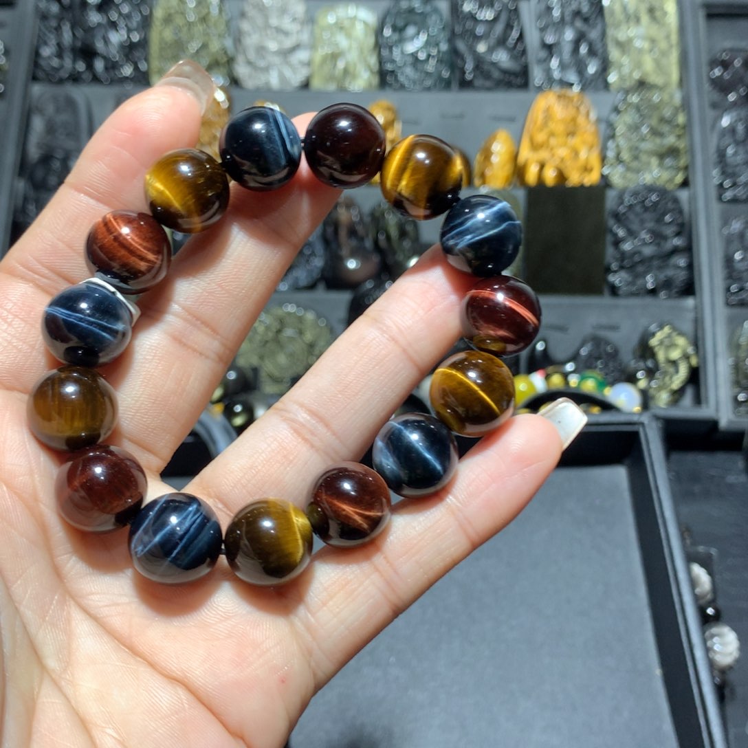 木变石（虎睛石）手链未镶嵌N****?