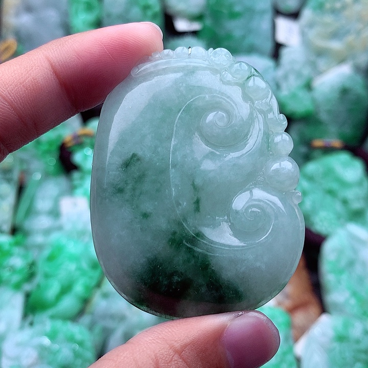 翡翠吊坠(不含链)未镶嵌