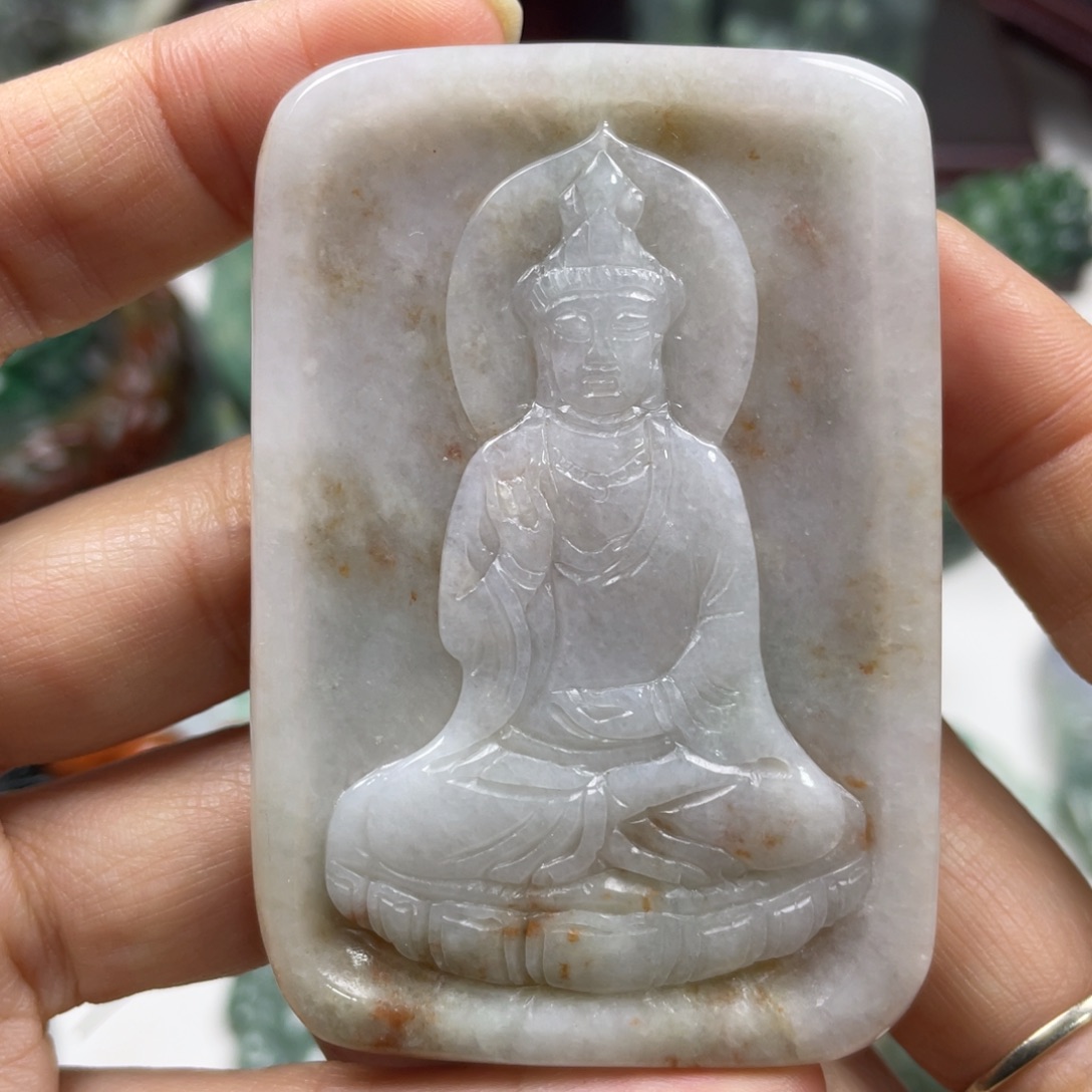 翡翠未镶嵌颈饰牌子
