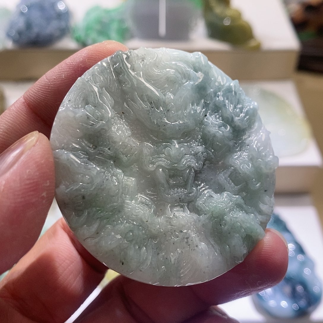 【闪购商品】翡翠颈饰未镶嵌1111111111111