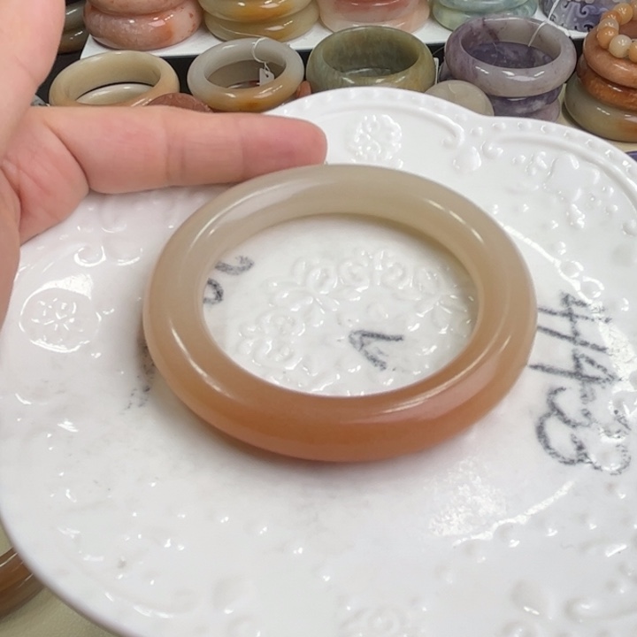 石英质玉未镶嵌圈口58