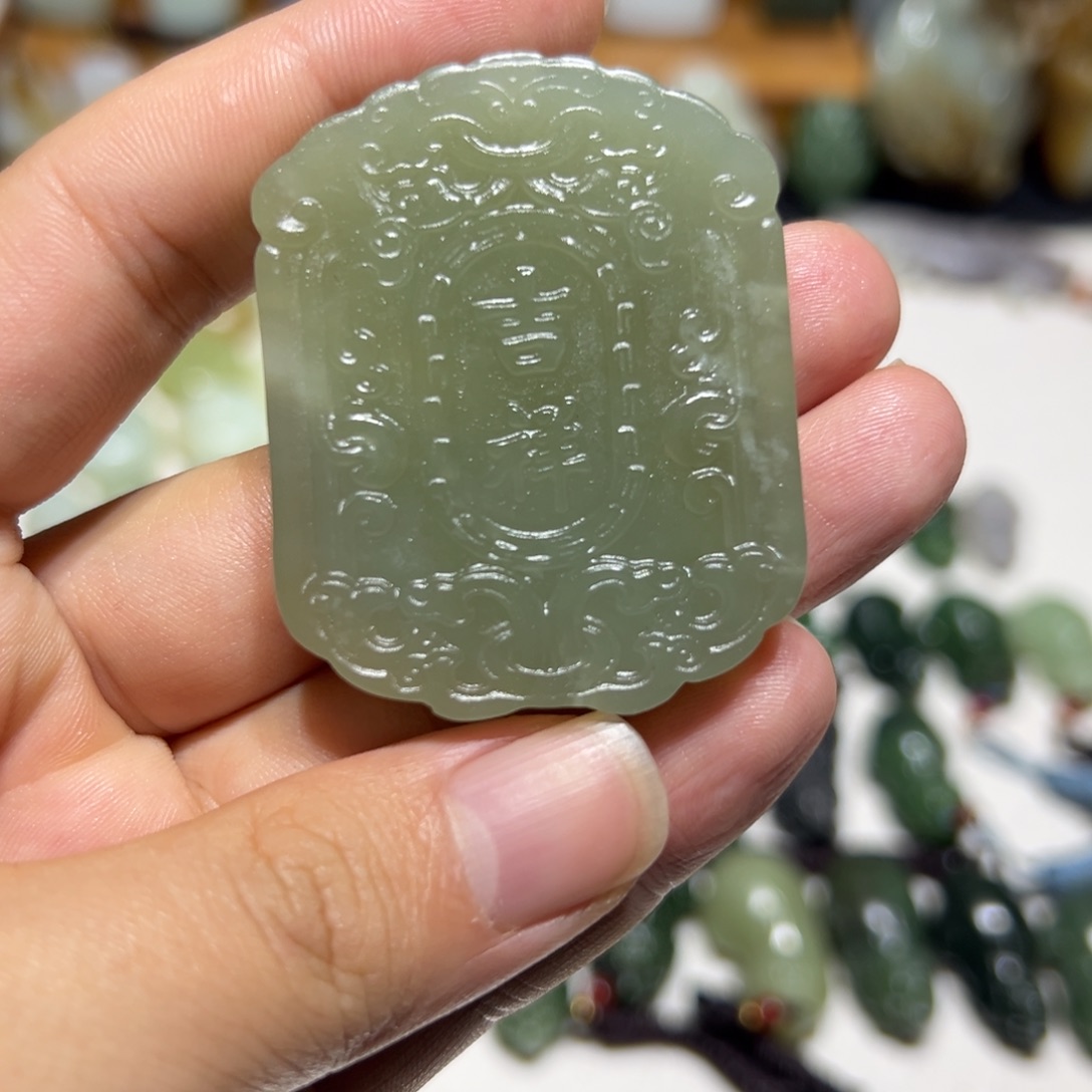 和田玉未镶嵌颈饰