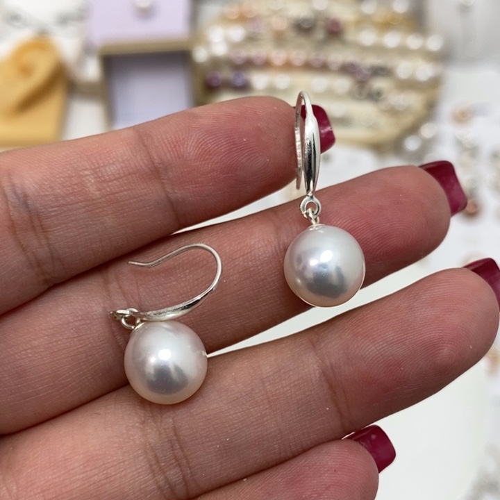 银S925镶嵌白珍珠耳钩10m+淡水珍珠