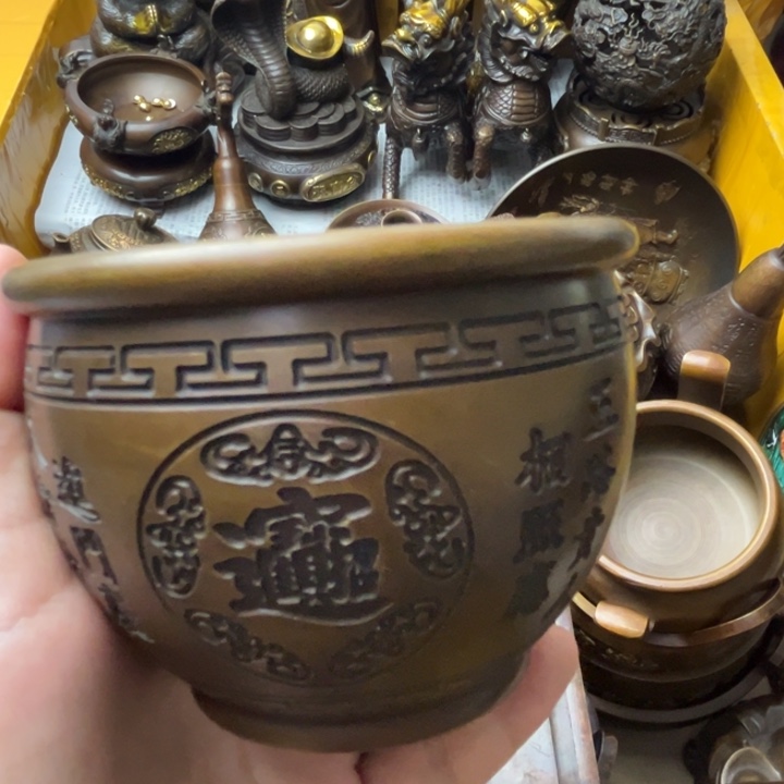 精美铜器摆件藏收 