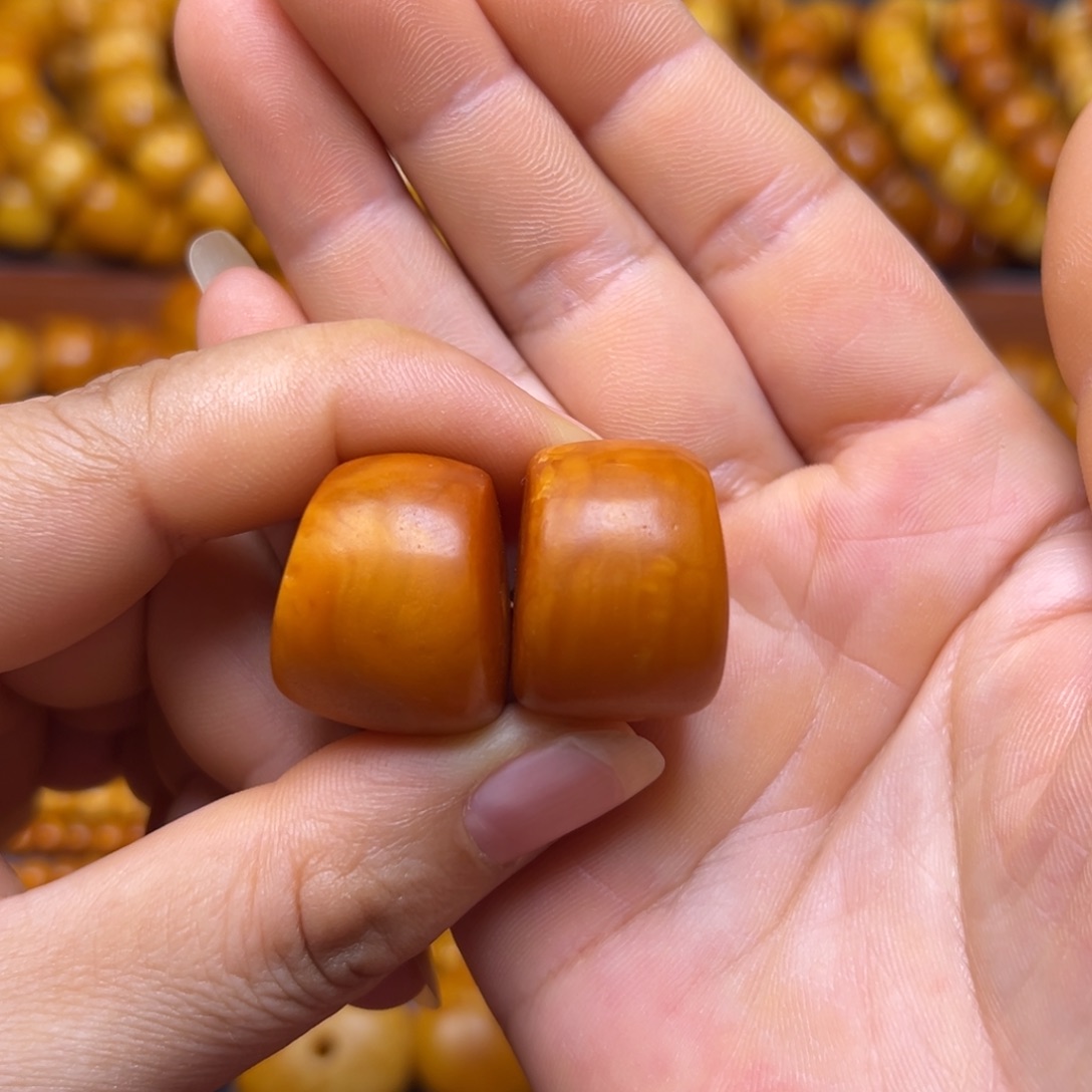 琥珀未镶嵌吊坠(不含链)