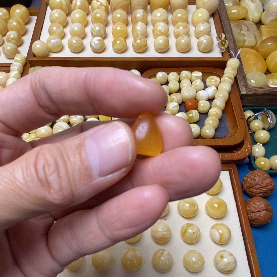 未镶嵌蜜蜡琥珀画