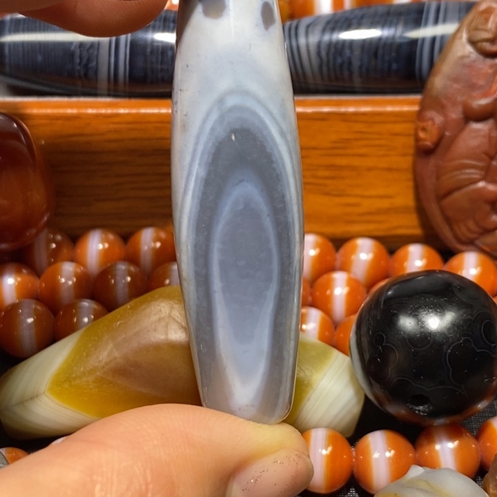 玛瑙/玉髓未镶嵌颈饰