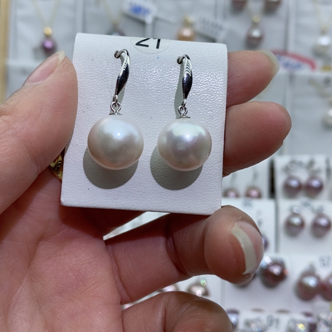 淡水珍珠吊坠(赠链)银S925镶嵌