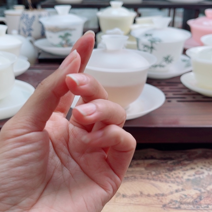 n***.公道杯150毫升水洗净备