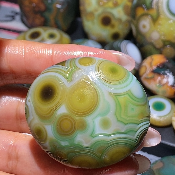 玛瑙/玉髓未镶嵌珠宝奇石127