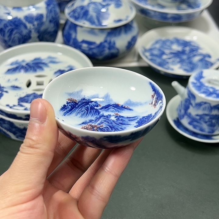 微瑕柴窑工笔山水内外满绘小普洱杯