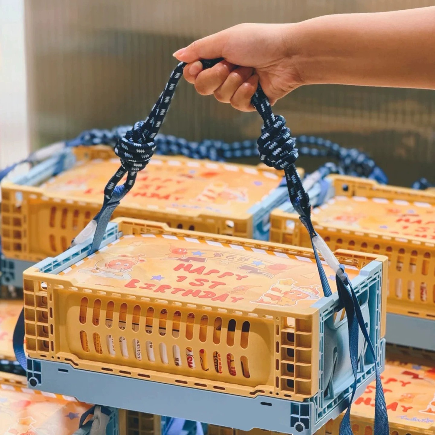 儿童生日伴手礼十10岁周岁喜饼回礼礼盒宝宝宴高档实用手拎礼品盒