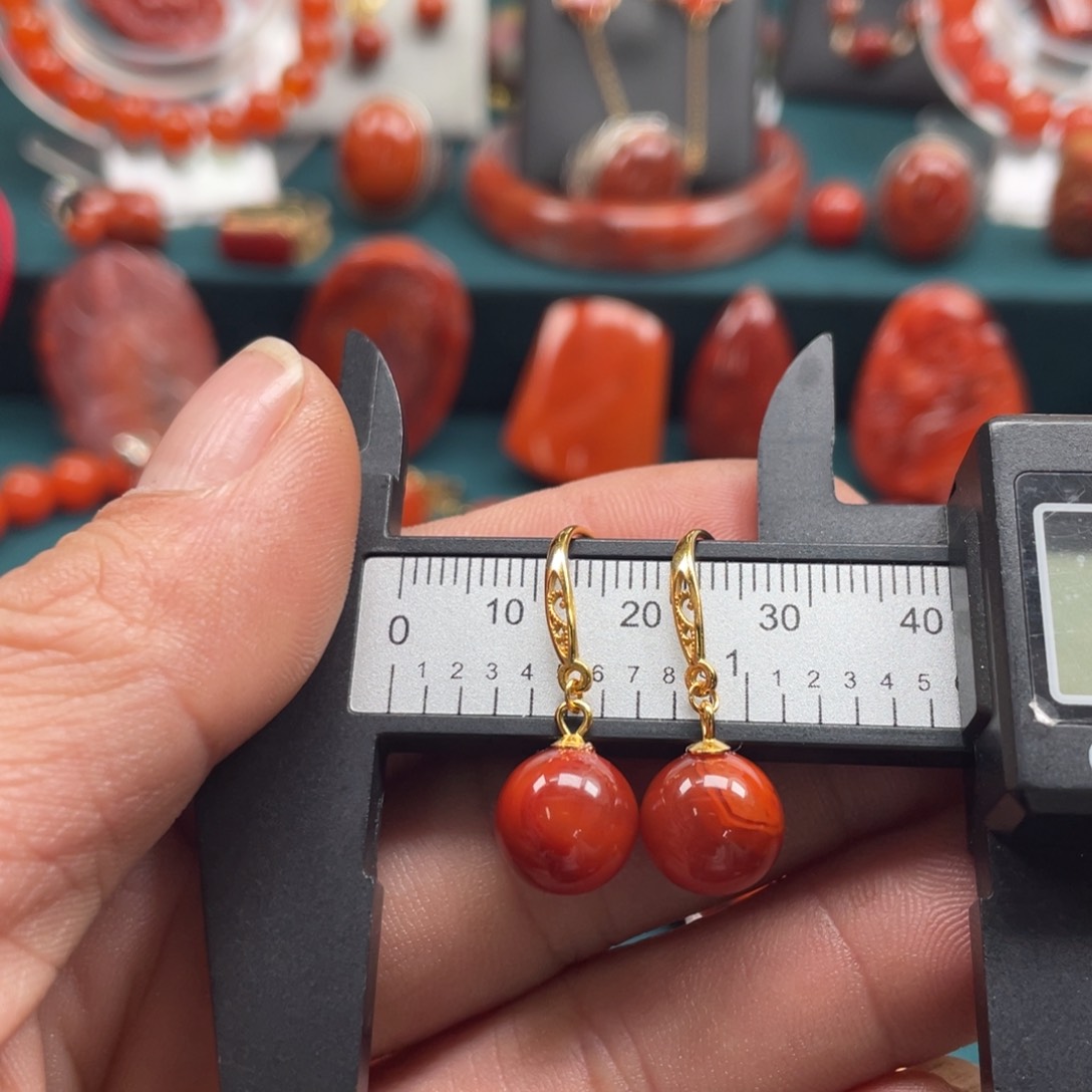 南红玛瑙川料南红圆珠耳环9+mm银S925镀金镶嵌