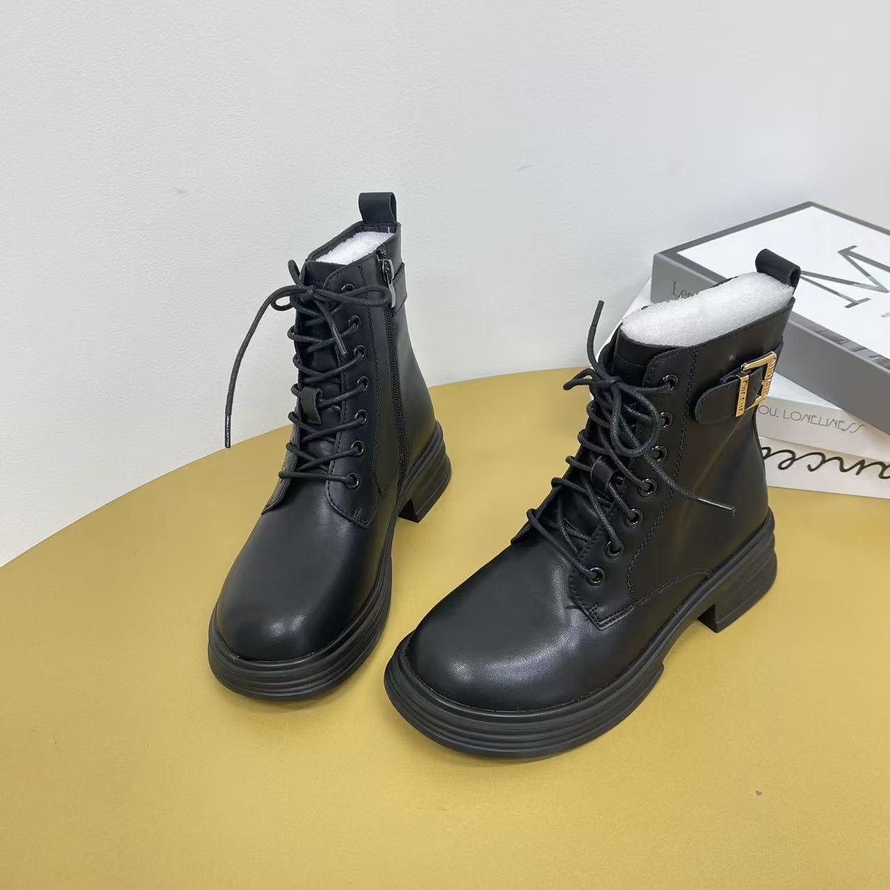 秋冬休闲风马丁靴系带中筒靴厚底靴子英伦风百搭 5531 -1    