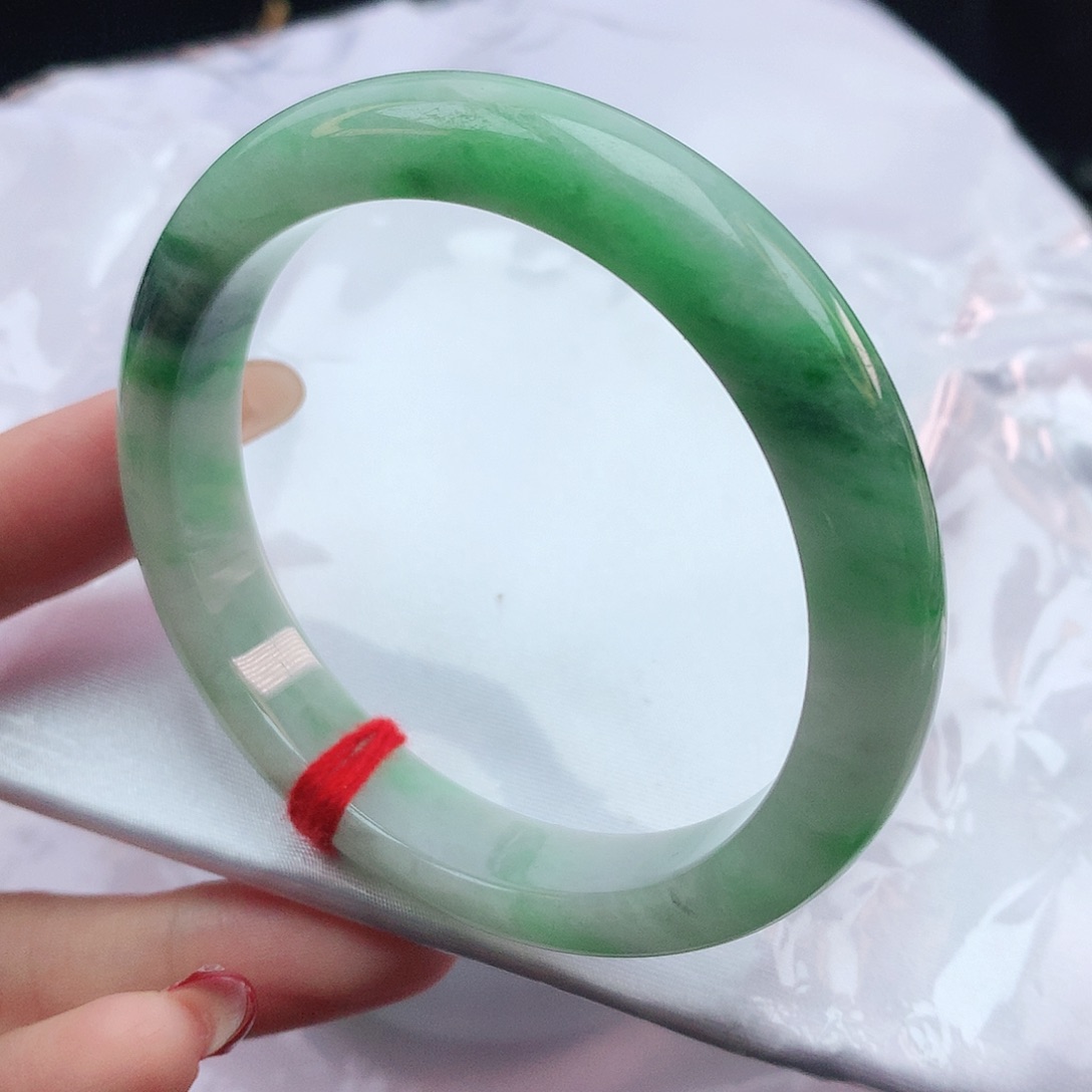 翡翠手镯未镶嵌55圈口882355
