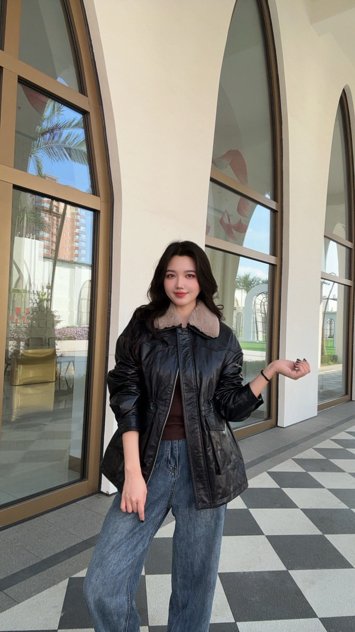 WW 2025/FL 胎牛皮油蜡皮羊羔毛毛领内胆鹅绒可脱卸抽腰款外套